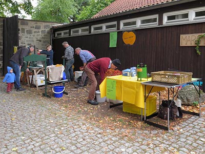 Hier gibt’s frischen „Apfelsaft mit Muskelkraft“