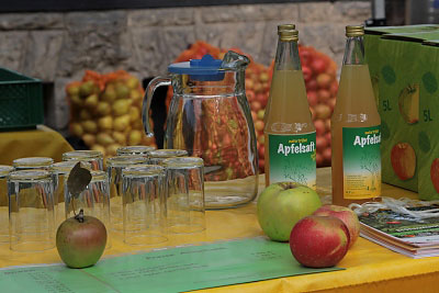 Bald kommt der frische Apfelsaft …